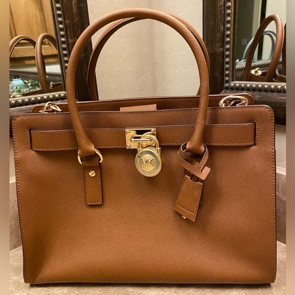 Michael Kors HAMILTON Large EW Satchel brown purse.  Lightly used. - Picture 5 of 9
